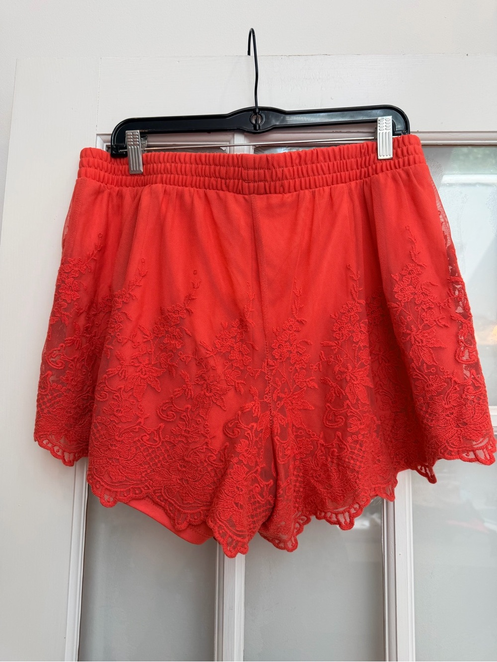 Torrid Feminine Coral 5 Inch Pull-On Stretch Mesh Mid-Rise Short Size Medium M - Picture 4 of 10